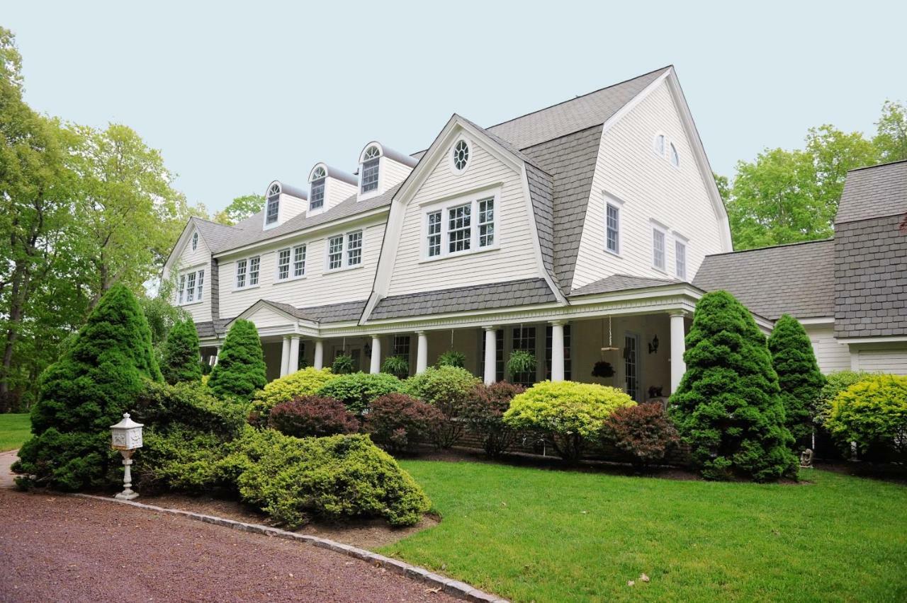 A Walk In The Woods Bed And Breakfast Southold Eksteriør bilde